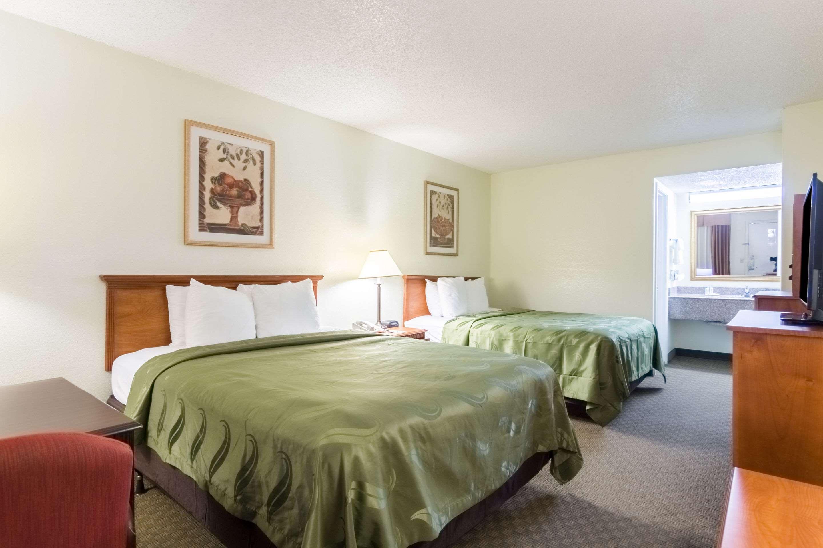 Quality Inn & Suites Alma - Fort Smith Northeast Esterno foto